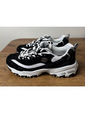 Skechers Women's Size 9 Wide D'Lites Biggest Fan Sneaker Black/White 11930EW BKW